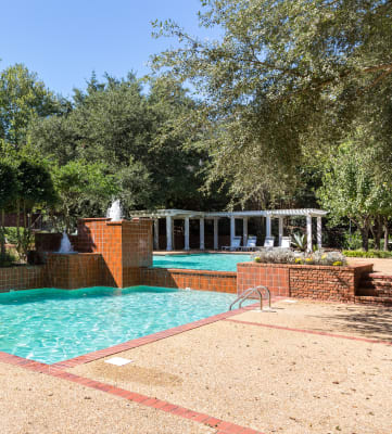Multi-level swimming pool and sundeck at Regency Gates in Mobile, AL