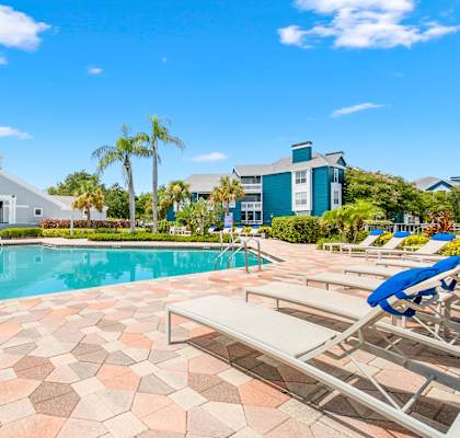Spacious Pool Sundeck