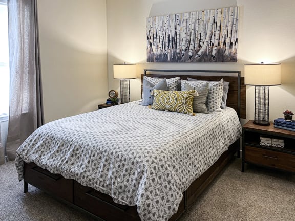 Modern Bedroom at The Madison Apartment Homes in Tyler, Texas 75703