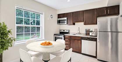 Fully Furnished Kitchen at Falkland Chase, Silver Spring