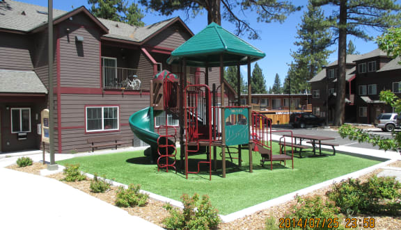 Aspens at South Lake Play Area