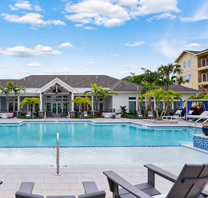 the pool at the preserve at ballantyne commons apartments