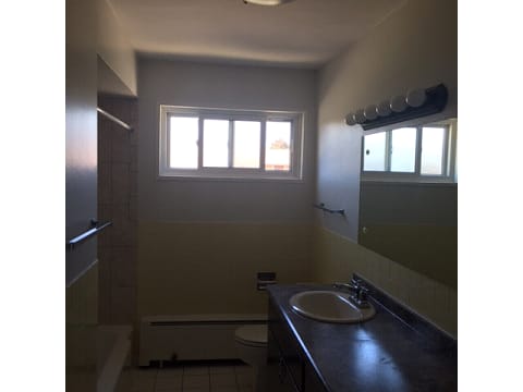 8540 Nile Center Two Bedroom Bathroom