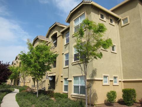 Agave Apartments Elk Grove