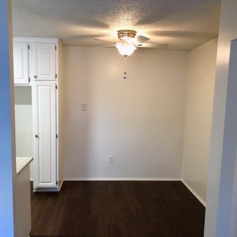 Las Casitas dining area in one-bedroom apartment