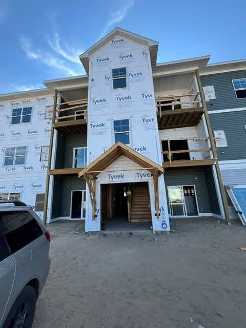 A building under construction with Tyvek branded insulation.