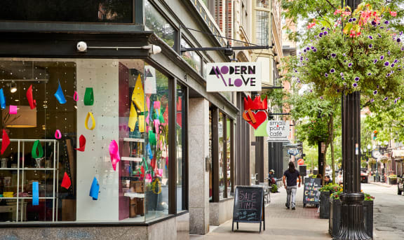 a store front with a sign that reads ardent love at Nightingale, Rhode Island