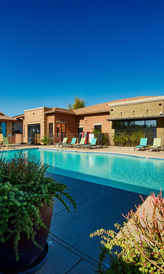 the swimming pool at the resort at governors crossing