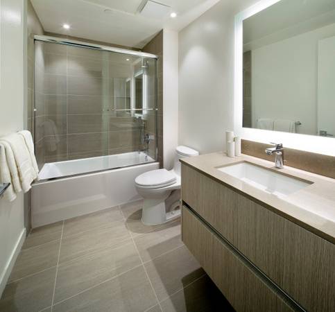 Luxurious Bathrooms at Concourse, California