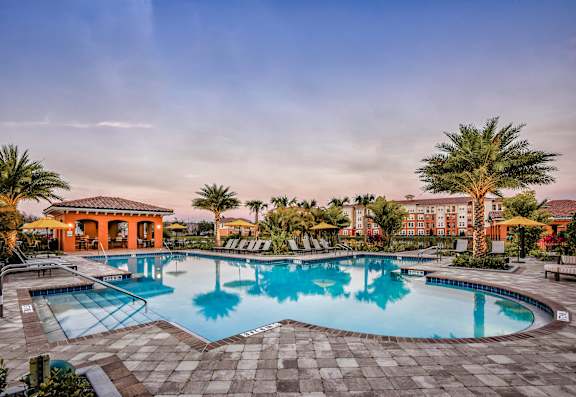 the pool at the resort at governors crossing