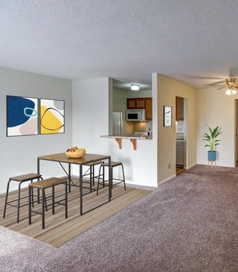 this is a photo of the living room of a 560 square foot, 1 bedroom apartment at
