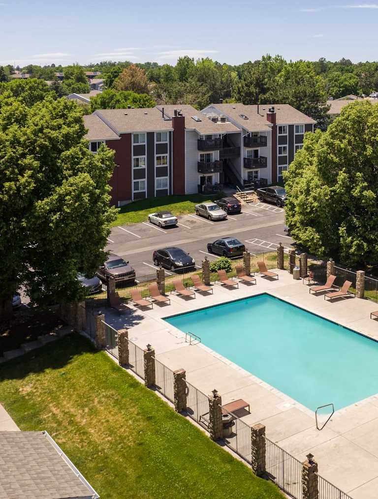 Parking at Oak Ridge Apartments (4 of 4)