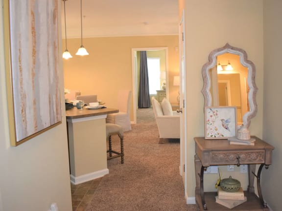 Birch Foyer at Stone Ridge Apartment Homes, Mobile, Alabama