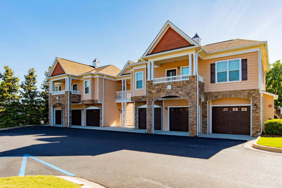 Garages at Stone Ridge Apartment Homes, Alabama, 36695