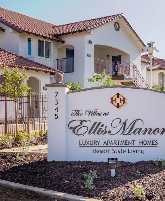 Property Signage at The Villas at Ellis Manor, Fresno, CA