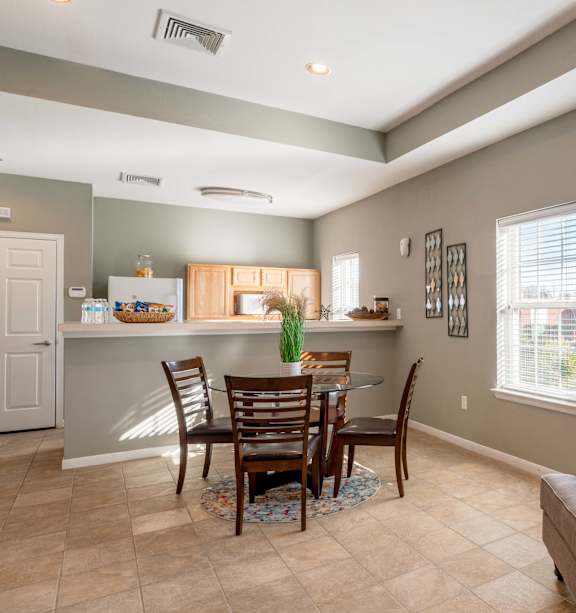 Dining And Kitchen View at Woodwind Villa Apartments, Woodbridge, 22191