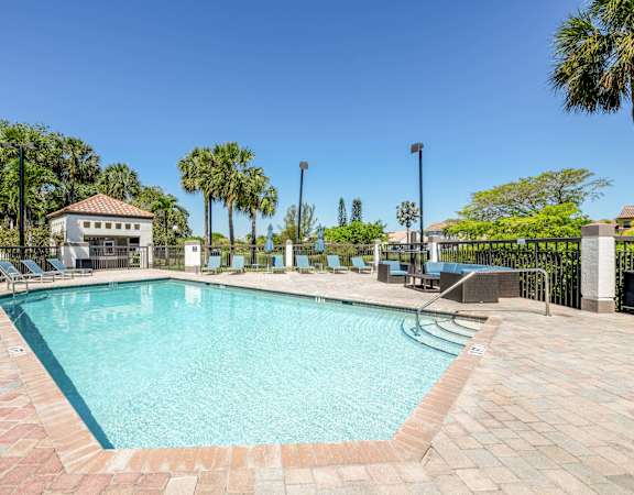 the swimming pool at the resort at longboat key club