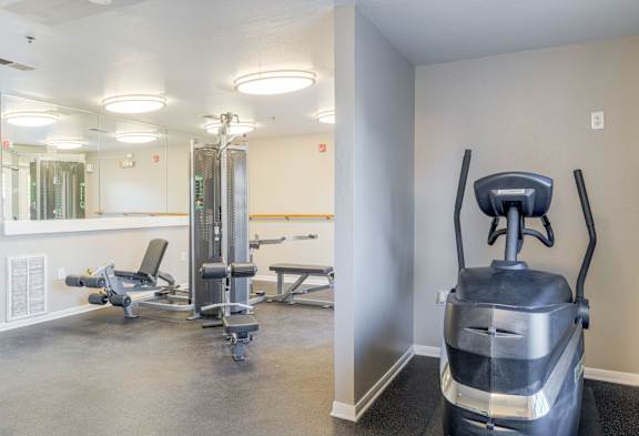 Modern Fitness Center at Woodwind Villa Apartments, Woodbridge Virginia