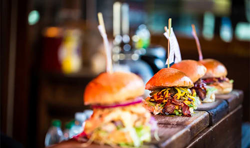 Local Restaurants Near Wilber School Apartments.