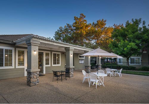 Terracina at Laguna Creek outdoor seating area