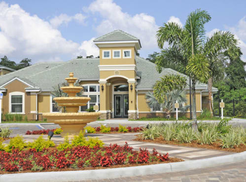 Leasing Office at Hunt Club Apartments in Tampa FL
