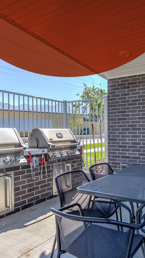 The Boulevard Apartments BBQ Patio