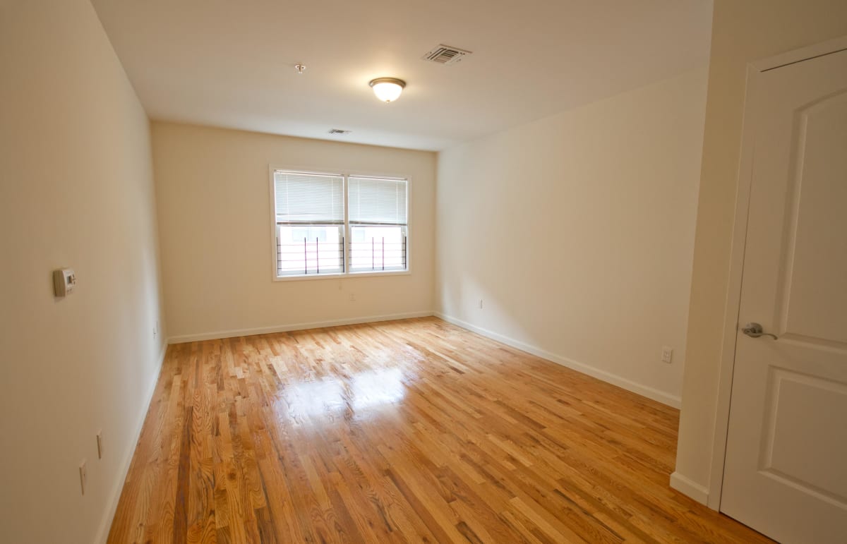 Photos and Video of Roseville Commons in Newark, NJ