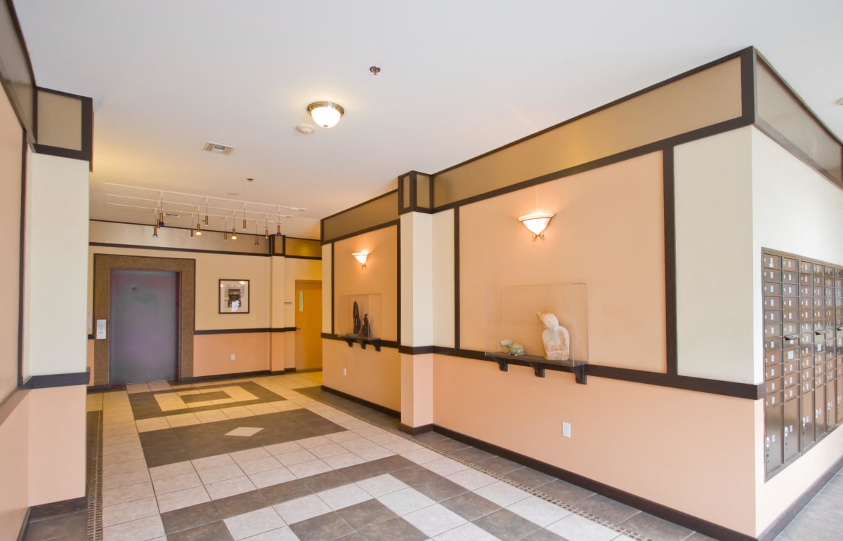 Photos and Video of Roseville Commons in Newark, NJ