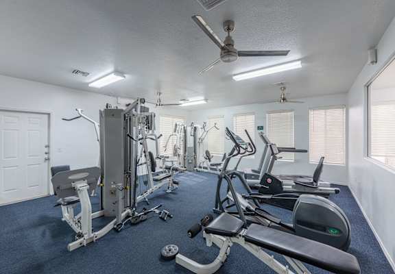 A well-equipped gym at Cheyenne Villas, Nevada