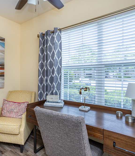 Living Area at Mill Creek Run Apartments, Macon, Georgia