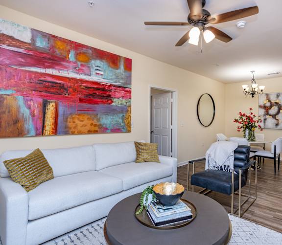 Well Lit Living Room at Mill Creek Run Apartments, Macon, GA, 31216