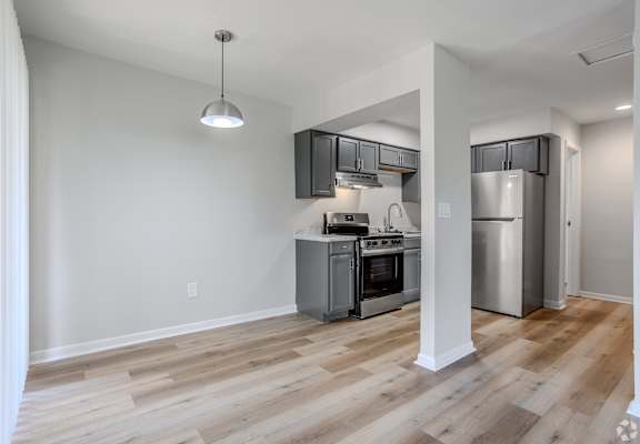 Kitchen and living room at The Retreat at Walnut Creek, Columbus