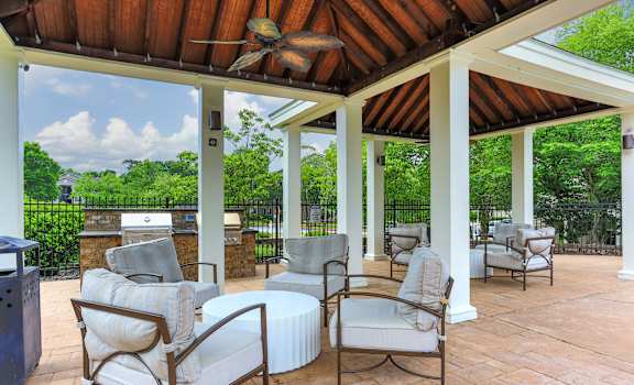 Modern Rooftop Patio at Mill Creek Run Apartments, Macon, Georgia