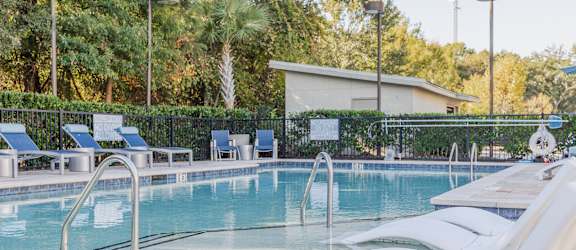 the swimming pool at the resort at longboat key club