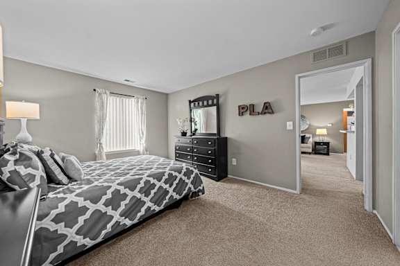Modern Bedroom at Park Lane Apartments, Southfield, 48033
