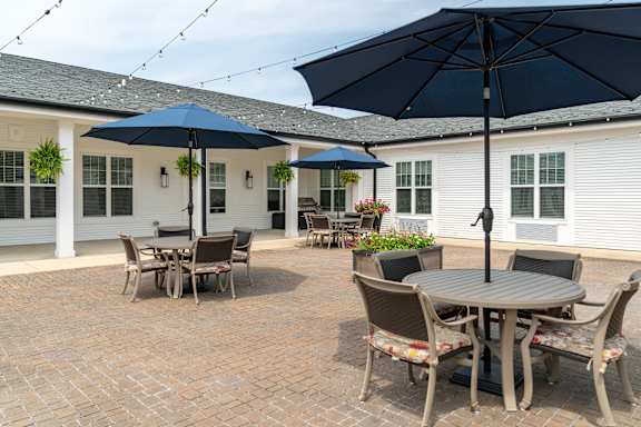 Outdoor Patio at Spring Arbor of Crofton, Crofton, MD