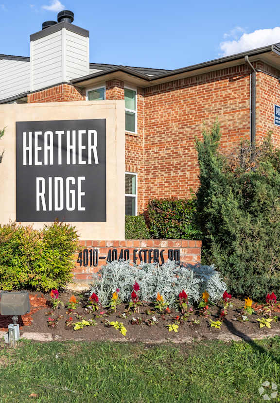 COMMUNITY AMENITIES