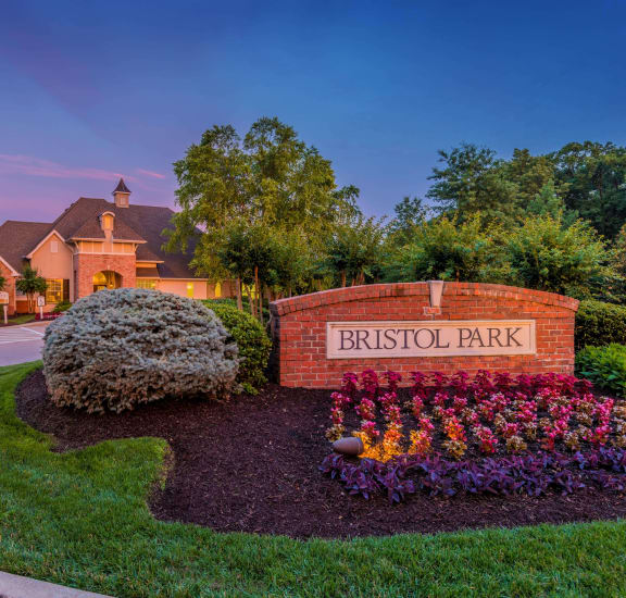 Bristol Park at Riverchase Apartments in Madison, TN