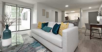 Living Room With Plenty Of Natural Lights at Kinley Lofts, Knoxville, TN, Tennessee , 37912