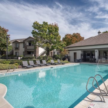 Stoneridge apartments, Roseville, CA, pool and spa area 