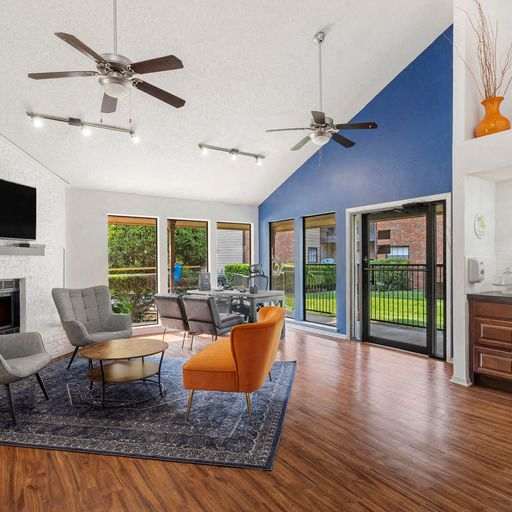 Clubhouse, Leasing, Landscaping, Office