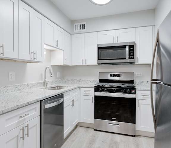 White Kitchen at The Greenway at Carol Stream, Carol Stream, IL