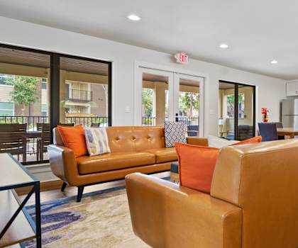 the preserve at ballantyne commons community living room