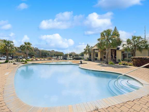 Large outdoor pool at Parkway Ranch Rental Homes in Houston TX