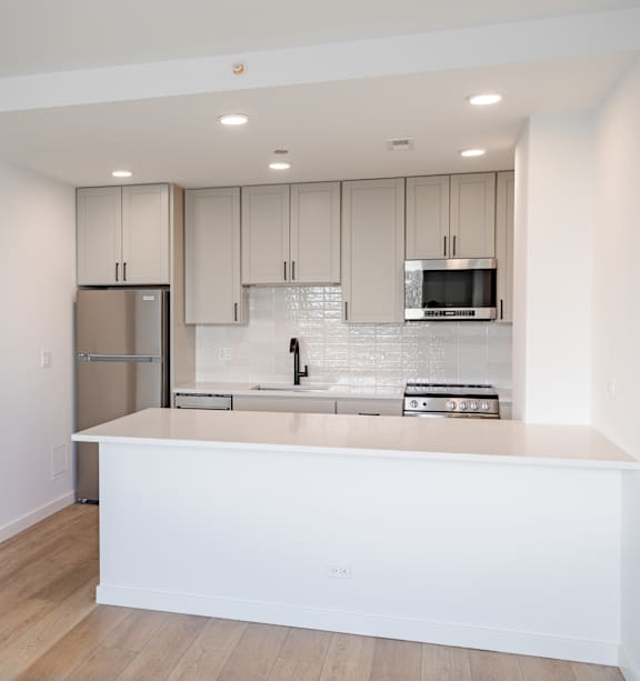 Kitchen Unit at The Nest at Lincoln Park West, Chicago, 60614