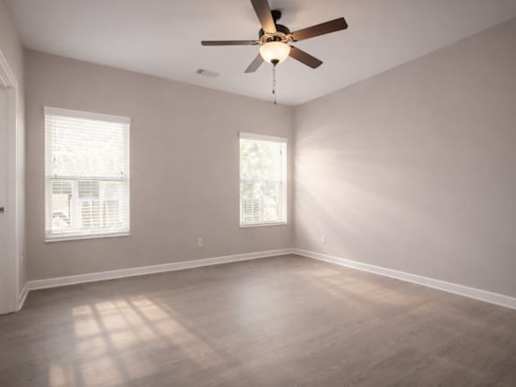 Vacant room at Club Villas Apartments, Kathleen, Georgia