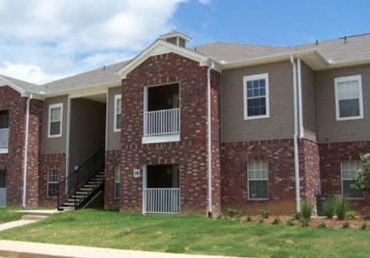 Elegant Exterior View Of Property at Cameron Park Apartments, Jackson, MS