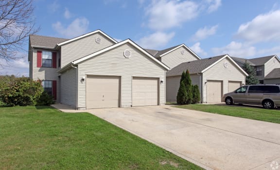 silver maple apartments in delaware oh