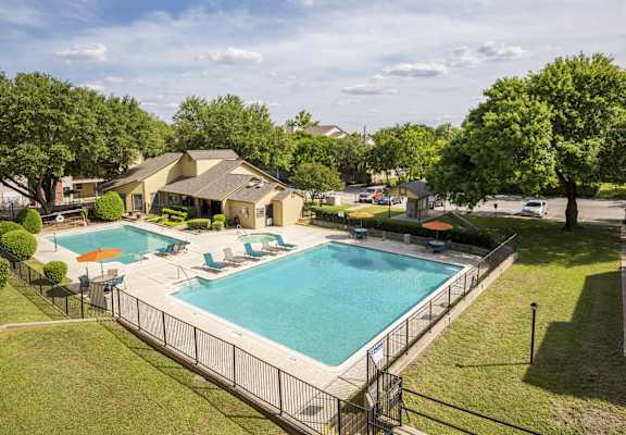 Pool 1