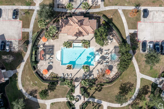 Community Pool Arielat Century South Shore Apartments, League City, 77573